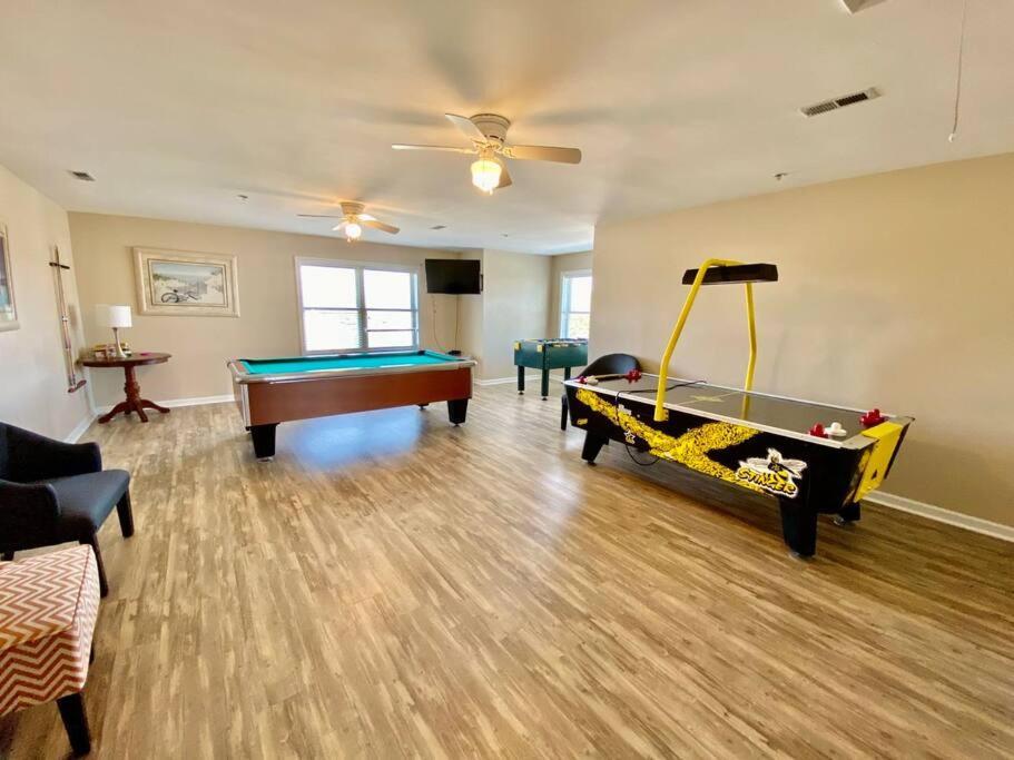 Oceanview 3-Story Getaway W/ 3 Decks, Pool, Game Room Myrtle Beach Eksteriør billede